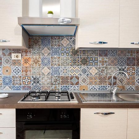 Oceano Apartment Чефалу Екстериор снимка
